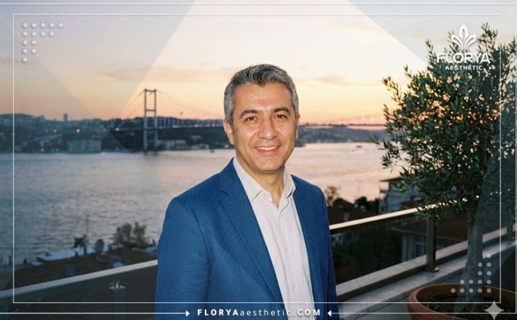 Doctor amable dando la bienvenida a los pacientes en Estambul al atardecer