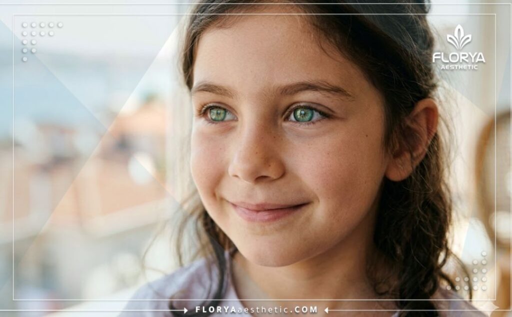 Primer plano cinematográfico que muestra el resultado estético impecable y natural del ojo.